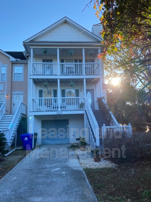 Building Photo - 796 Harbor Pl Dr