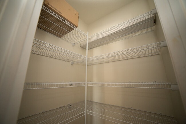 Building Photo - 20 Golden Poppy Ln