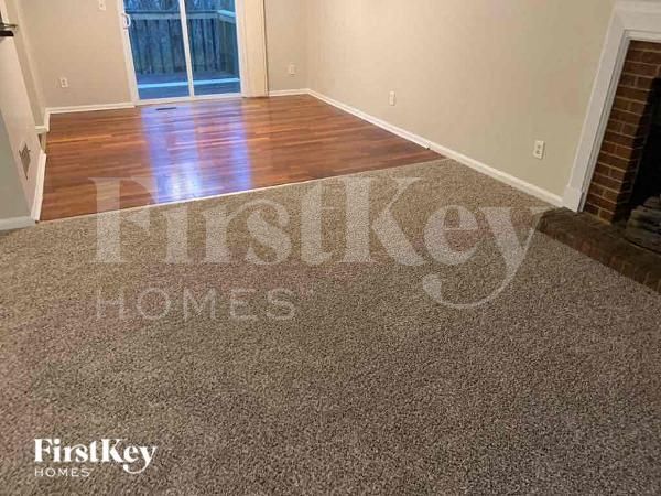 Building Photo - 6140 Littleton Dr