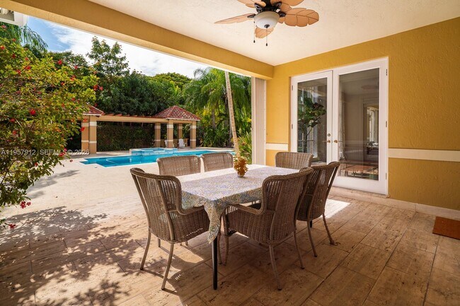 Building Photo - 5770 SW 128th St