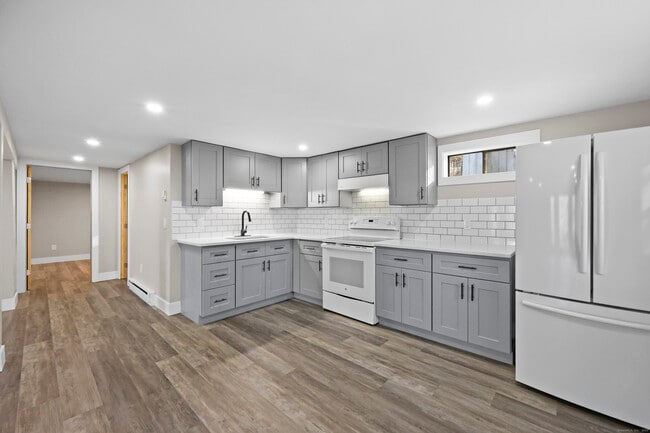 Building Photo - 58 Economy Dr