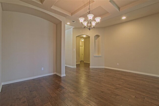 Building Photo - 2700 Madelena Ct