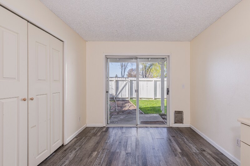 Building Photo - 8294 Windmill Farms Dr