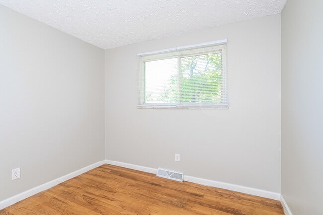 Building Photo - 8503 Pollux Ct