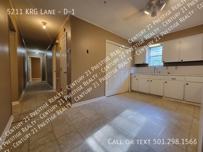Building Photo - 5211 Krg Ln