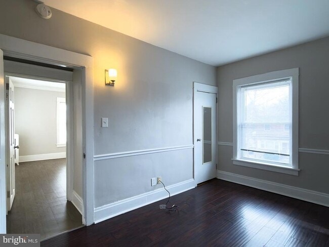 Building Photo - 1620 Randolph St