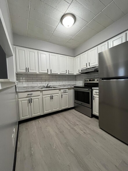 Updated Brand New Kitchen - Brinton Towers