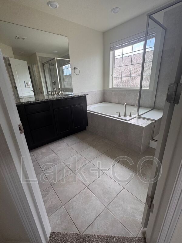 Building Photo - 629 Sundance Cir