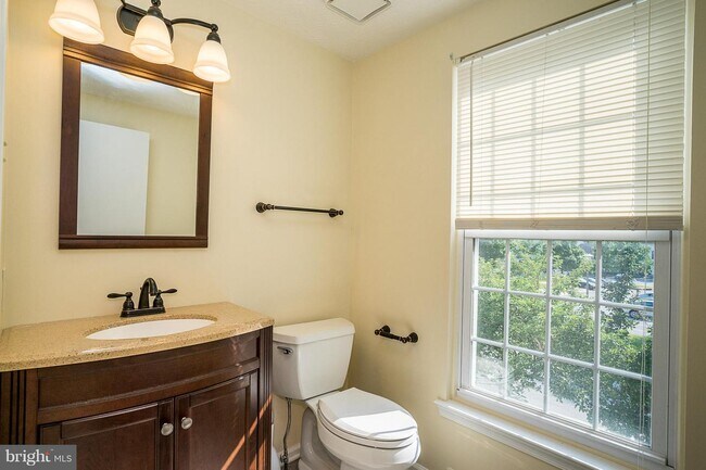 Building Photo - 7746 Patuxent Oak Ct