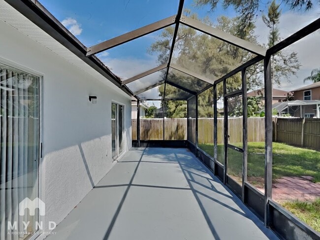 Building Photo - 11211 Sailbrooke Dr