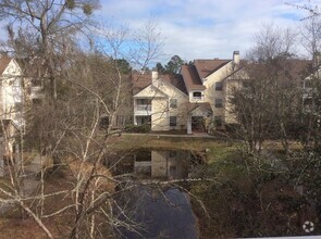 Building Photo - One Bedroom Condo in The Estates at Westbury