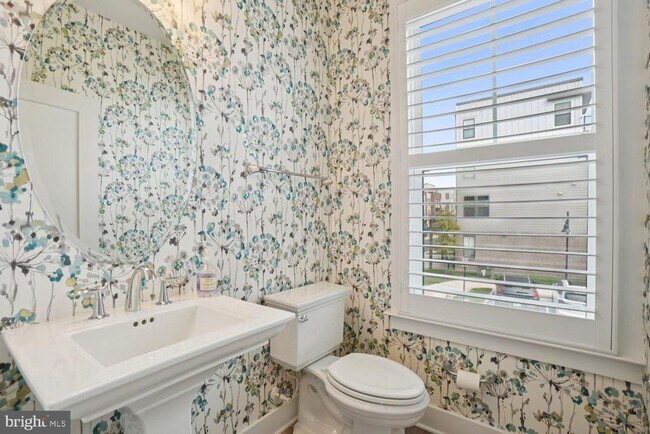 Building Photo - 1641 Bandit Loop