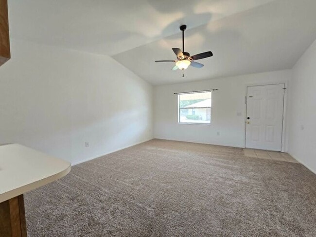 Building Photo - 3940 Spoonbill Ct