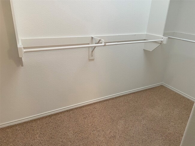 Building Photo - 7414 Birmingham Forest Dr