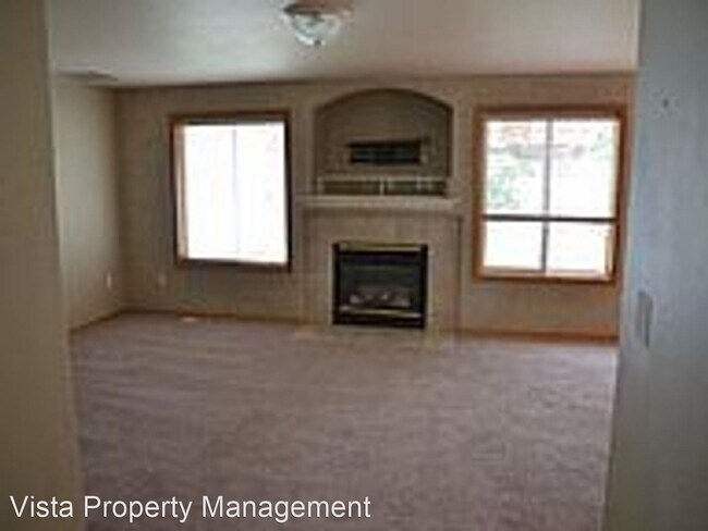 Building Photo - 3 br, 2.5 bath House - 16218 131st Ave Ct E