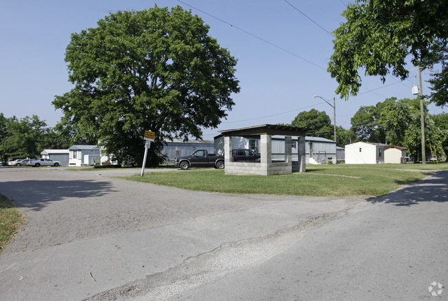 Building Photo - Hendersonville Mobile Village