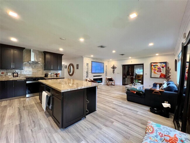 Building Photo - 10220 SW 160th St