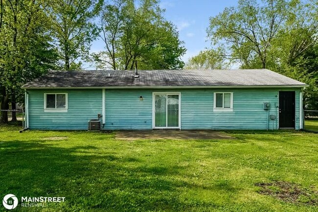Building Photo - 3406 Remington Dr, Indianapolis, IN 46227