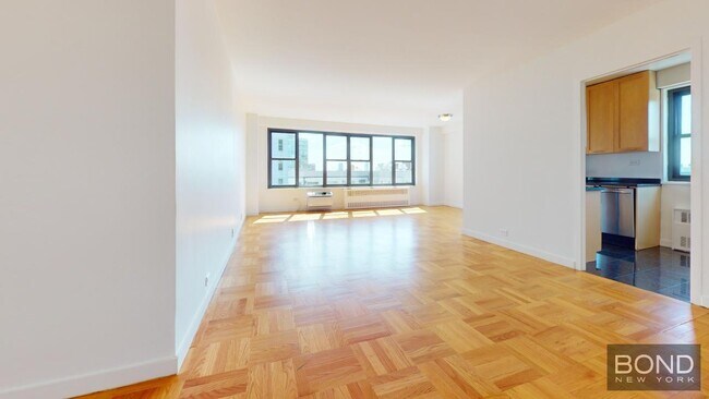 Building Photo - 145 Fourth Avenue