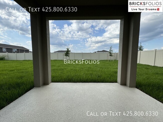 Building Photo - 14508 Crestavista Ave