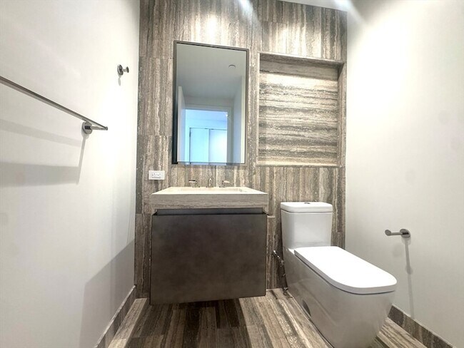 Building Photo - 682 Atlantic Ave