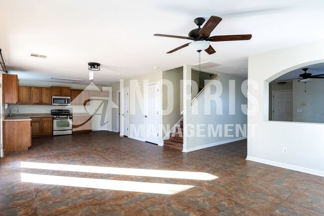 Building Photo - Two Story Home For Rent Available Now!