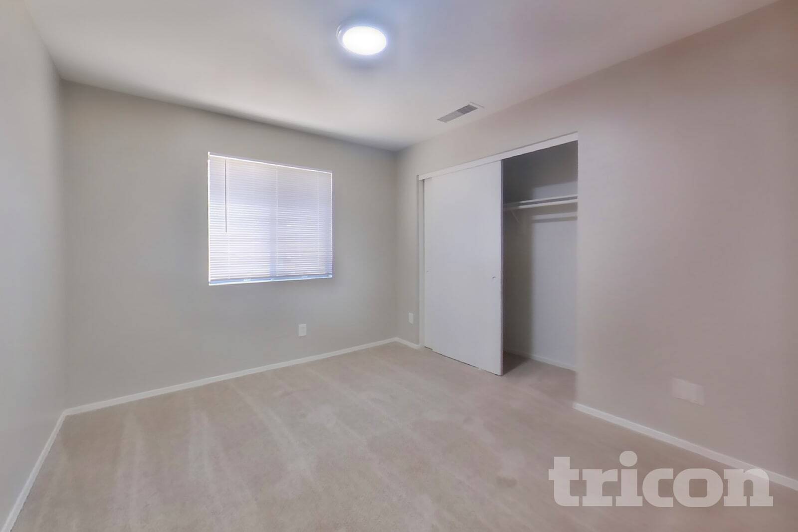 Building Photo - 8520 W Sonora St