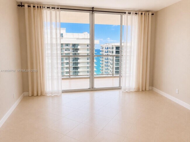 Building Photo - 5600 Collins Ave