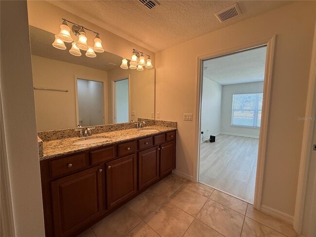 Building Photo - 12108 Tripletail Ln