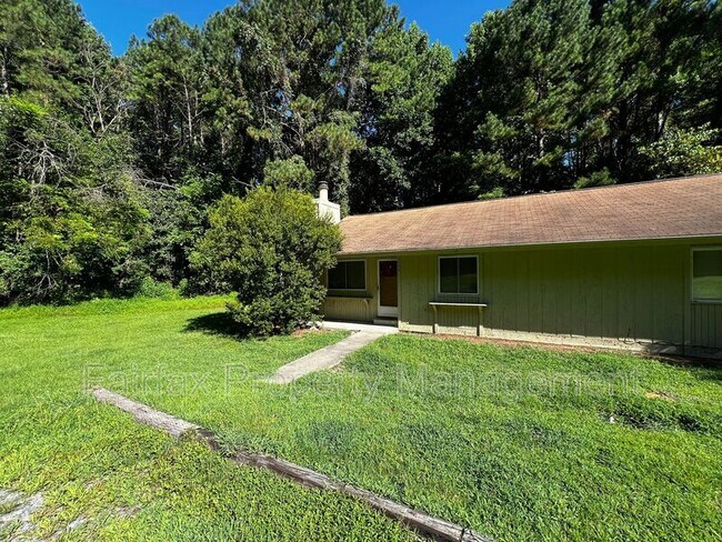 Building Photo - 475 Cedar Lake Rd