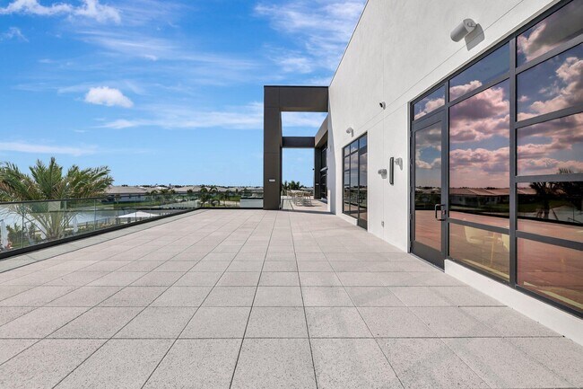 Building Photo - 11740 SW Aquila Wy