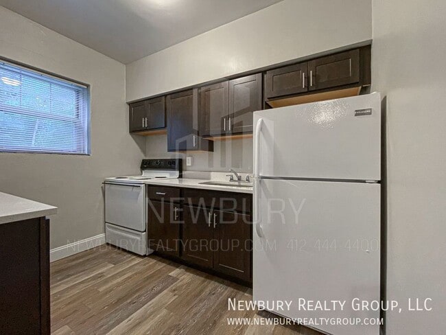 Building Photo - 319 San Juan Dr