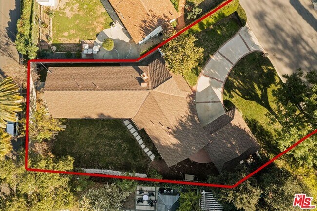 Building Photo - 23153 Gonzales Dr