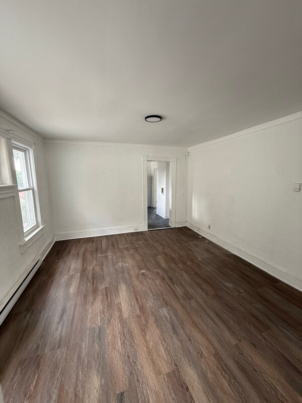 Building Photo - 1608 E Gibson St