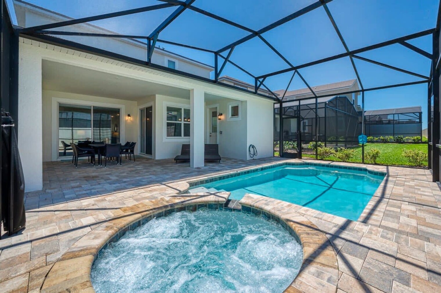 Building Photo - 9005 Flamingo Ky Way