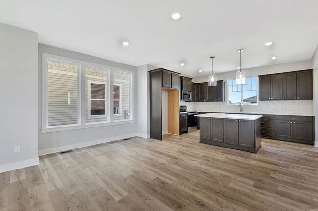 Building Photo - Spacious 3-Bed Home in Maize Schools – Roo...