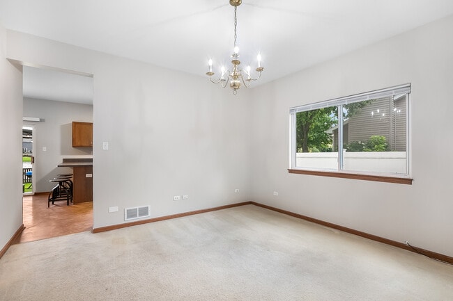 Building Photo - 1303 River Haven Trail