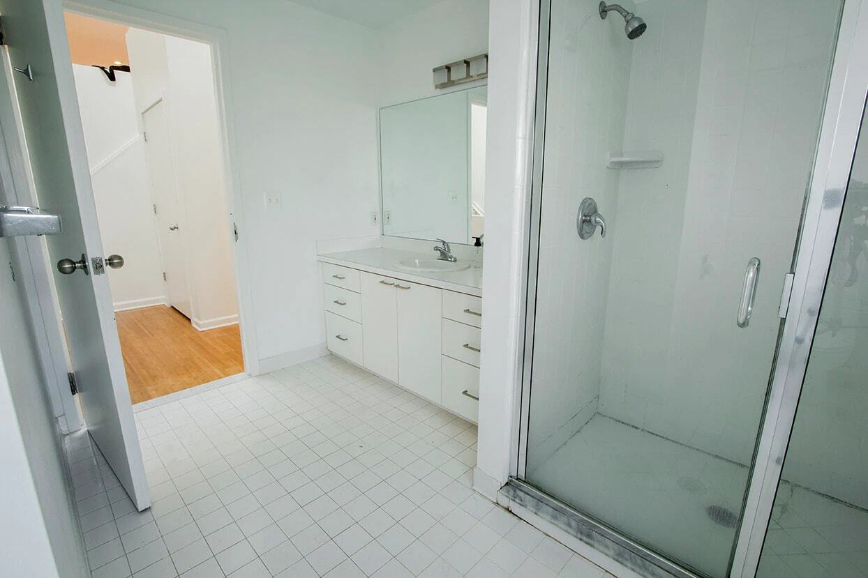 Building Photo - 9421 Joseph Campau St