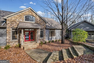 Building Photo - 339 Willow Dr