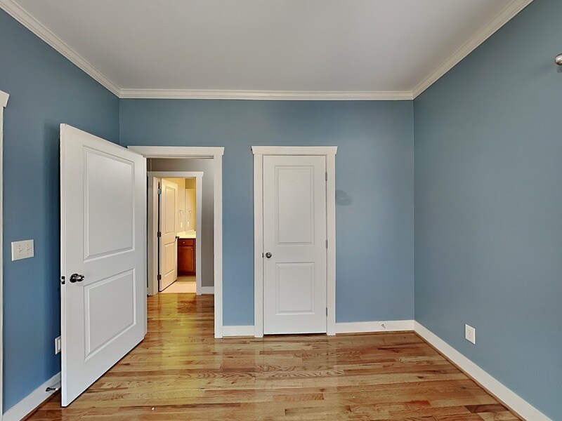 Building Photo - 2088 Eagle Ridge Dr