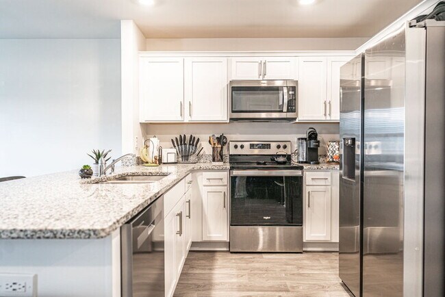 Building Photo - 3103 Alibird Ln