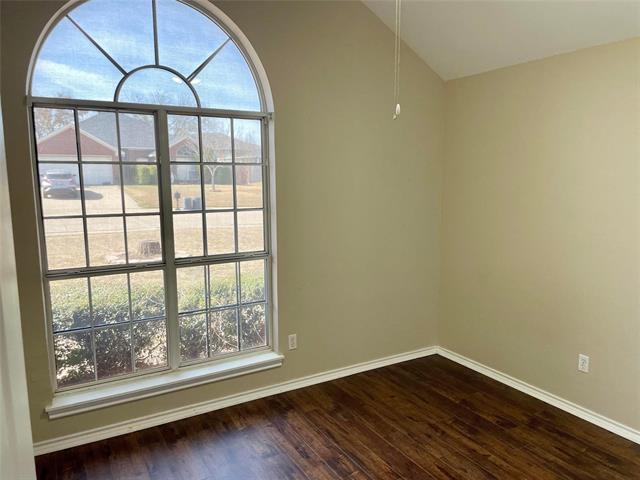 Building Photo - 1314 Ridge Dr