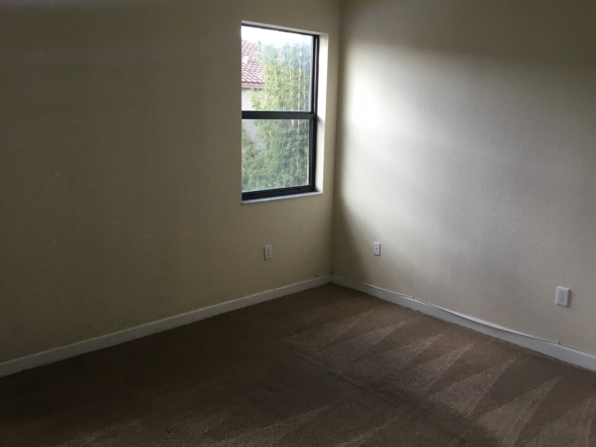 2023 photos as reference, now laminated floor - 3370 W 90th St