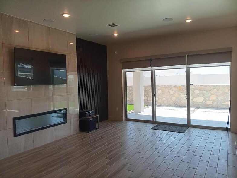 Building Photo - 824 Durham Way