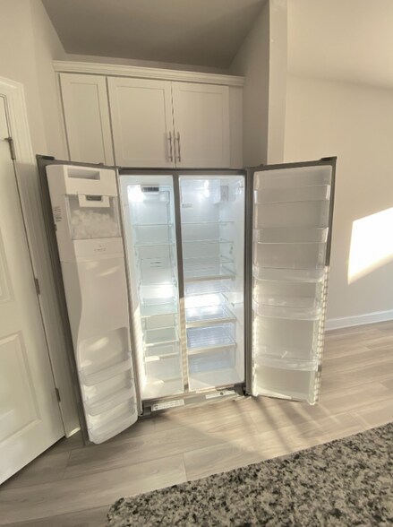 Building Photo - 4550 Skywood Ln