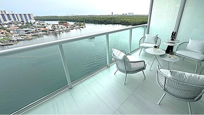 Building Photo - 400 Sunny Isles Blvd