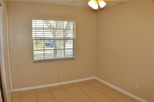 Building Photo - 9515 Fieldview Cir