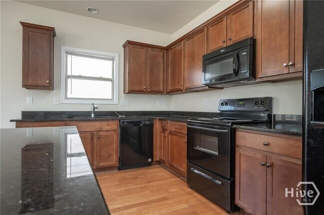 Building Photo - 304 Ridge Pointe Drive