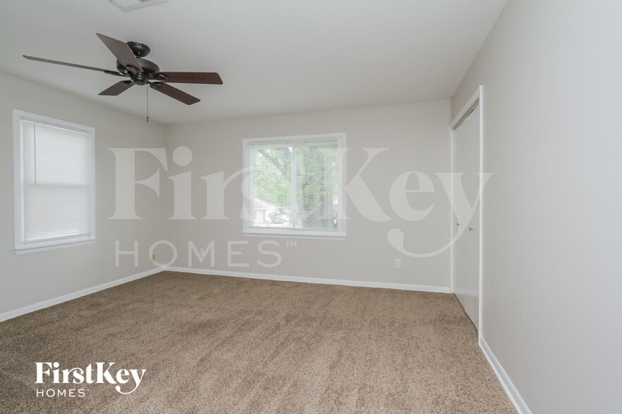 Building Photo - 164 Blackhawk Dr