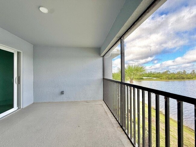 Building Photo - 14261 Heritage Landing Blvd